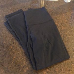Cropped lululemon leggings